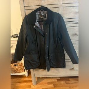 Women’s Barbour classic Beadnell wax jacket. Color black. Size 12 US.